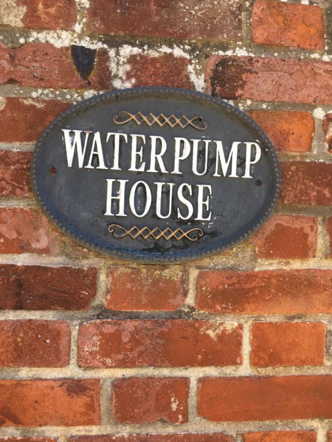 1 Water Pump House Apartment Bury St. Edmunds Exterior foto